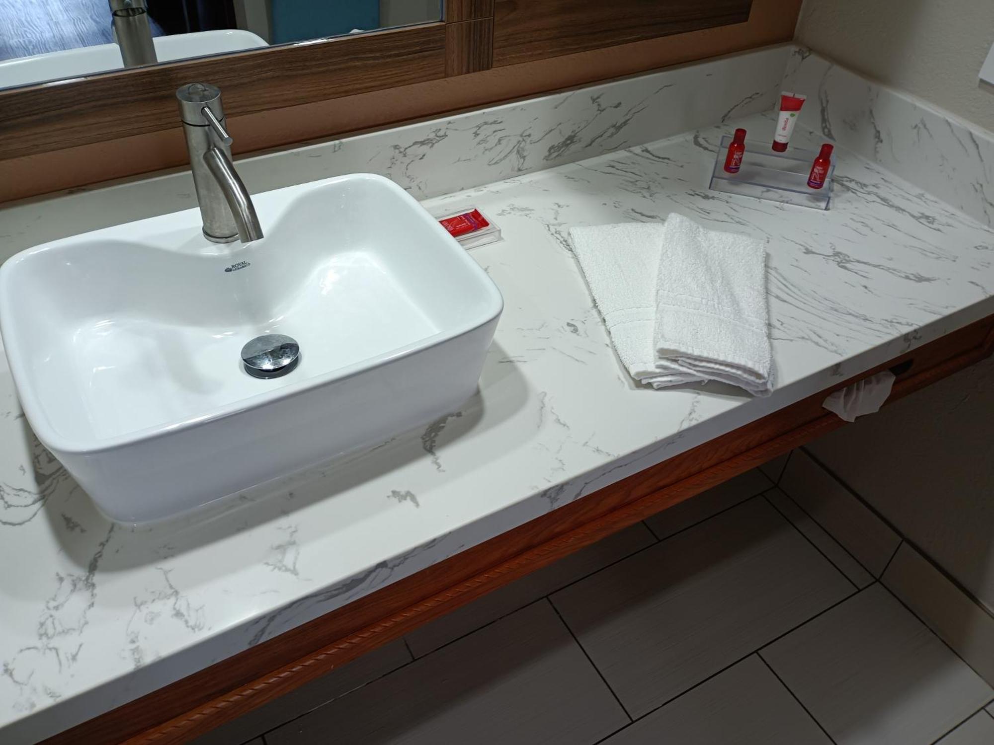 Americas Best Value Inn&Suites-Alvin/Houston Extérieur photo