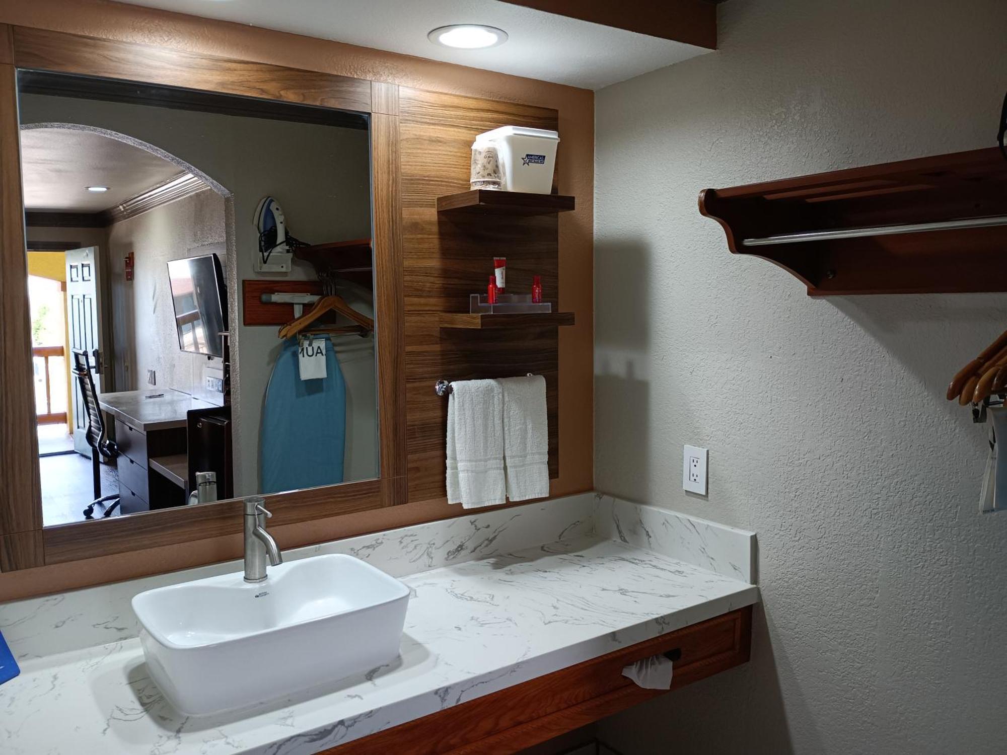 Americas Best Value Inn&Suites-Alvin/Houston Extérieur photo