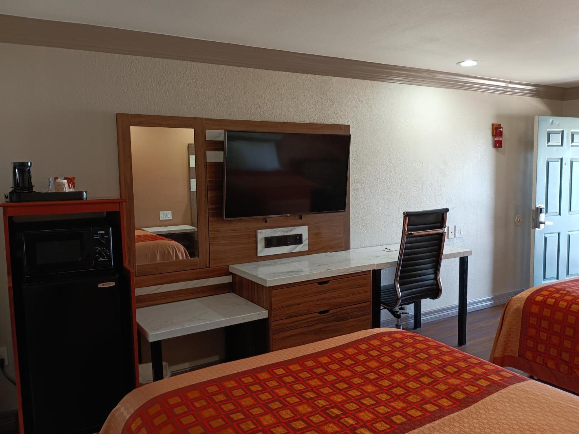 Americas Best Value Inn&Suites-Alvin/Houston Extérieur photo