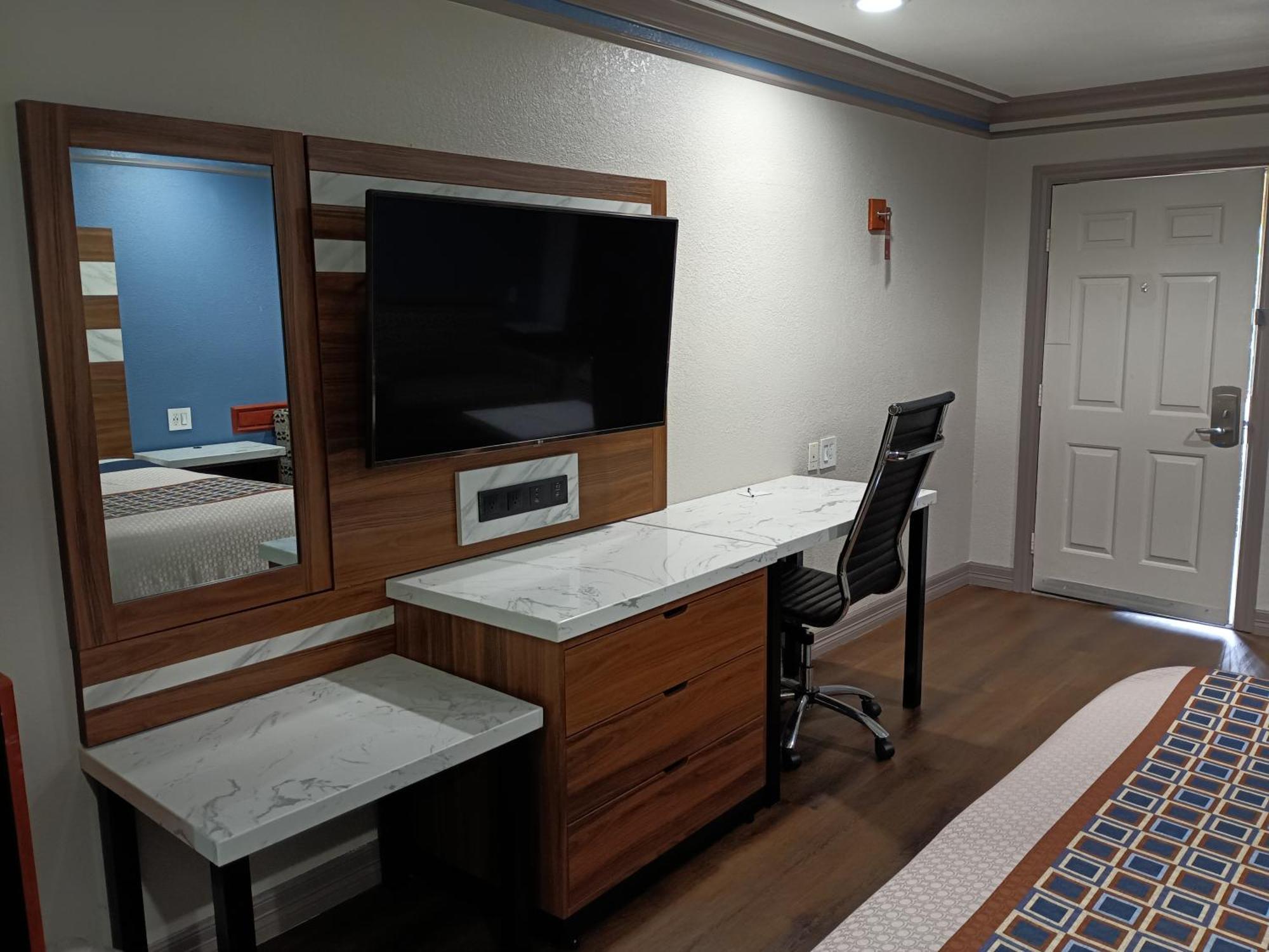 Americas Best Value Inn&Suites-Alvin/Houston Extérieur photo